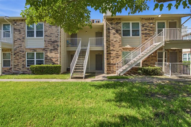 2200 E Trinity Mills Road 209, Carrollton, TX 75006