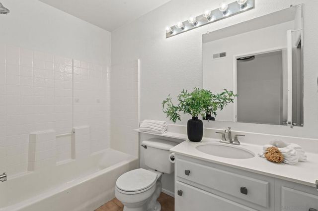 10930 Ivy Hill 4, San Diego, CA 92131