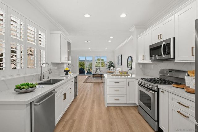 10930 Ivy Hill 4, San Diego, CA 92131