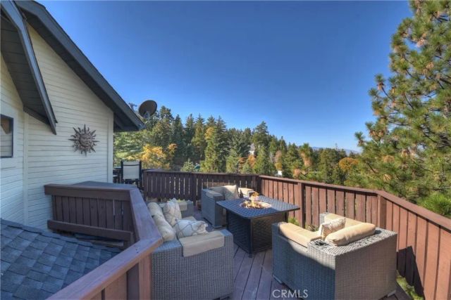26077 Walnut Hills, Lake Arrowhead, CA 92352