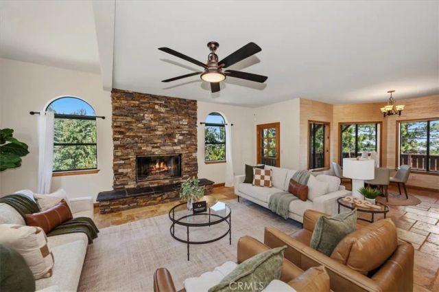 26077 Walnut Hills, Lake Arrowhead, CA 92352
