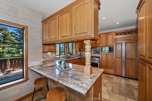 26077 Walnut Hills, Lake Arrowhead, CA 92352