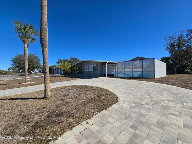 16229 Brookridge Boulevard, Brooksville, FL 34613