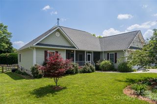 106 Beaver Dam Drive, Mills River, NC 28759