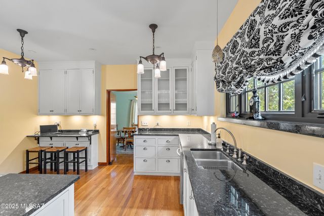 2149 E 4th Street, Tucson, AZ 85719