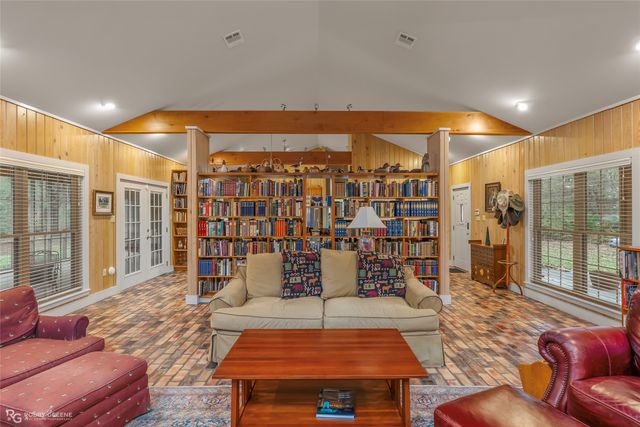 3100 Herren Road, Doyline, LA 71023