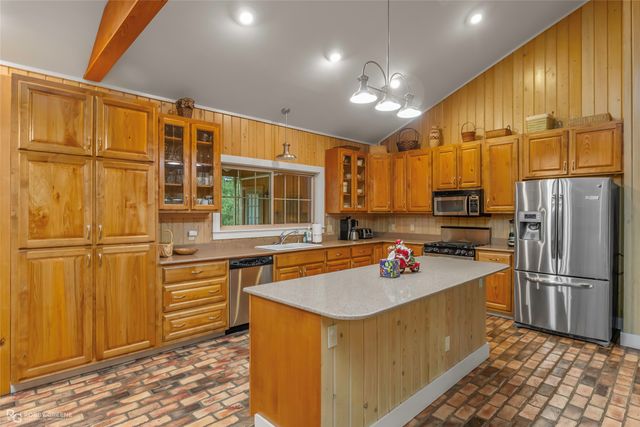 3100 Herren Road, Doyline, LA 71023