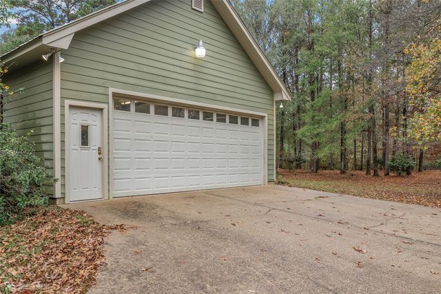 3100 Herren Road, Doyline, LA 71023