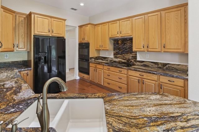 1152 Secret Lake Loop, Lincoln, CA 95648