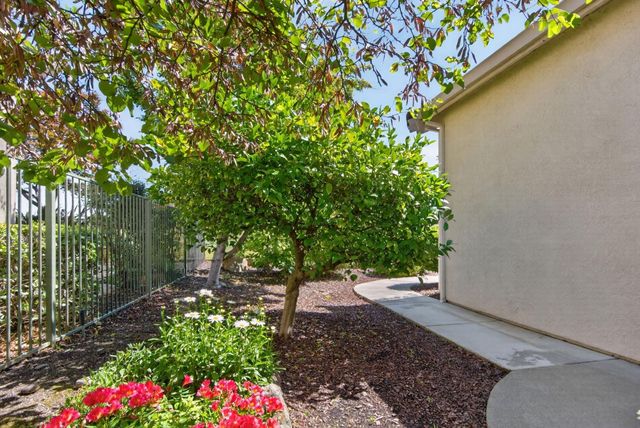 1152 Secret Lake Loop, Lincoln, CA 95648
