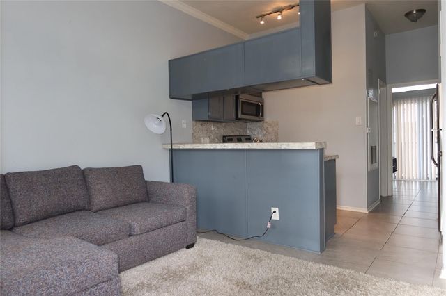 2802 Nueces ST 306, Austin, TX 78705