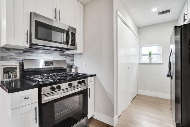 6251 NW 12th Court, Sunrise, FL 33313