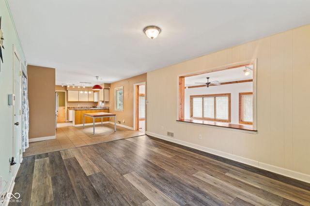 907 Fairway Drive, Indianapolis, IN 46260