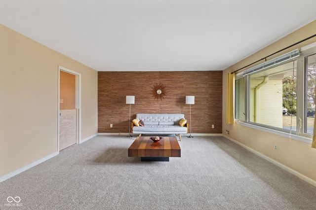 907 Fairway Drive, Indianapolis, IN 46260