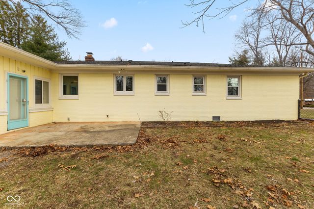 907 Fairway Drive, Indianapolis, IN 46260