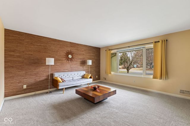 907 Fairway Drive, Indianapolis, IN 46260