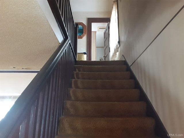 409 N 6th Avenue, Hurley, WI 54534