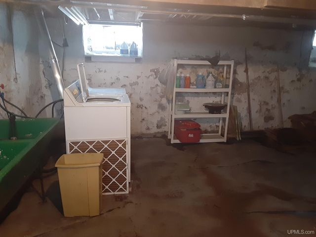 409 N 6th Avenue, Hurley, WI 54534