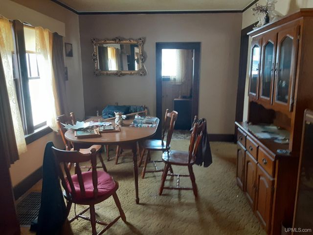 409 N 6th Avenue, Hurley, WI 54534