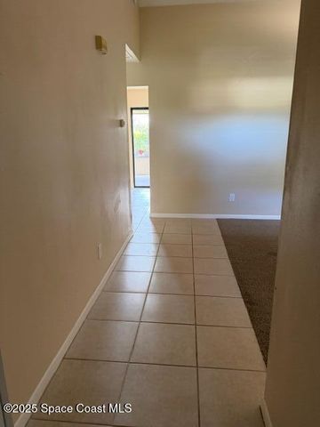 879 Remsen Avenue NW, Palm Bay, FL 32907