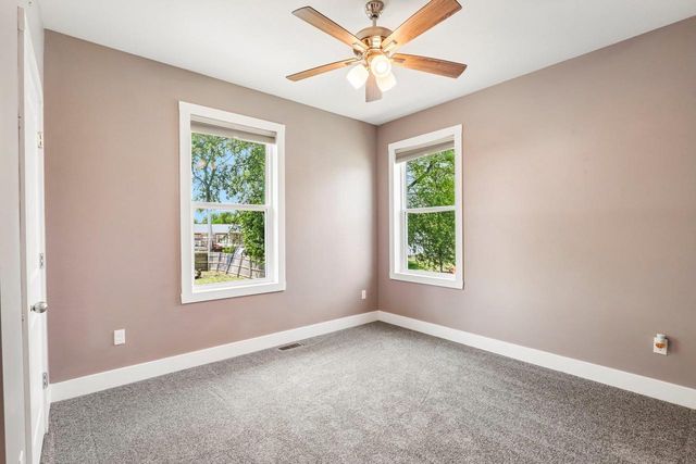 706 E Mason Drive, Edgerton, WI 53534