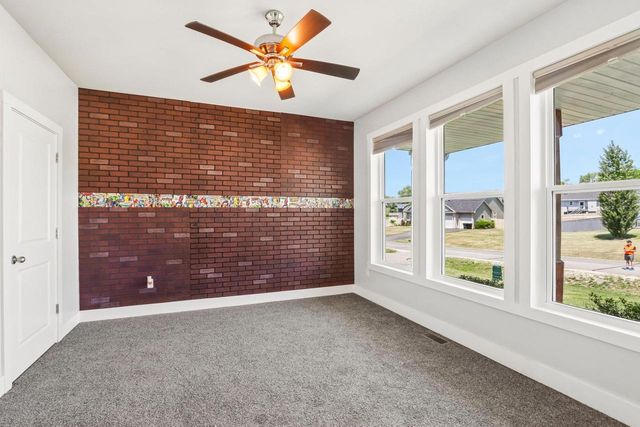 706 E Mason Drive, Edgerton, WI 53534