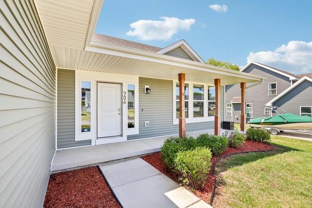 706 E Mason Drive, Edgerton, WI 53534
