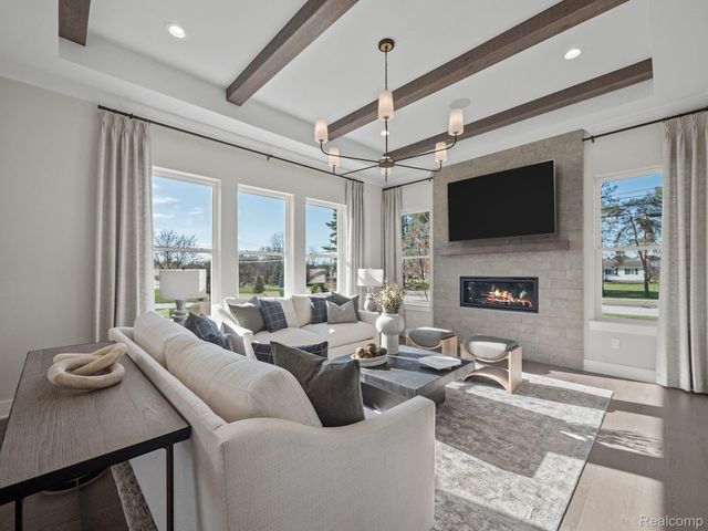 18064 Stallmann Drive, Macomb Township, MI 48042