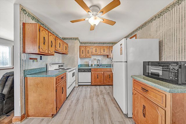690 SCUFFLING HILL RD, Rocky Mount, VA 24151