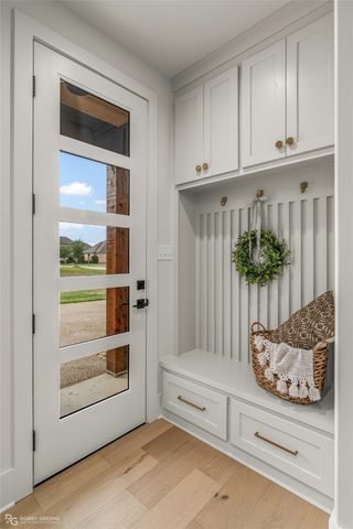 102 Overbrook Lane, Bossier City, LA 71111