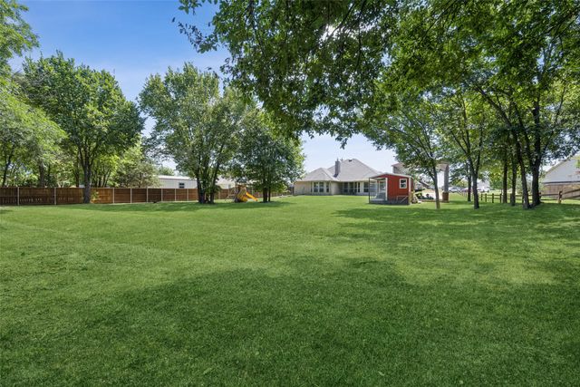 1709 Yahweh, Leonard, TX 75452