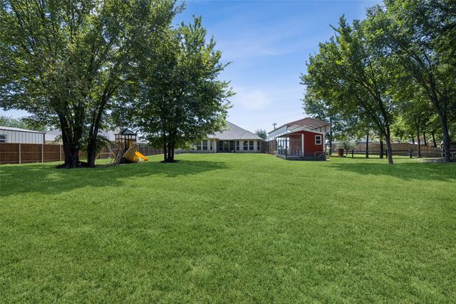 1709 Yahweh, Leonard, TX 75452