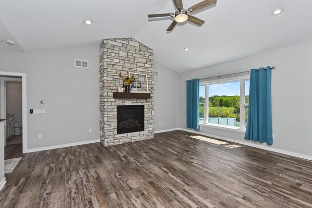 620 E Clancy STREET, Jefferson, WI 53549