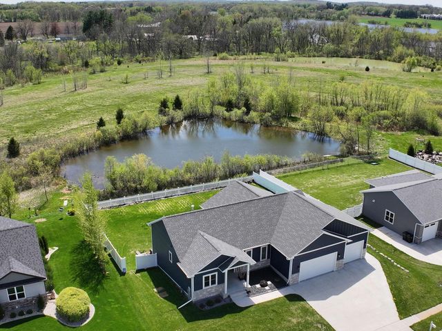 620 E Clancy STREET, Jefferson, WI 53549