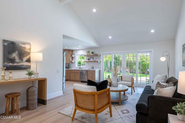 3079 E Sierra Drive, Thousand Oaks, CA 91362