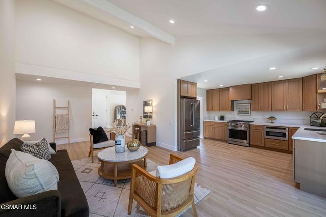 3079 E Sierra Drive, Thousand Oaks, CA 91362