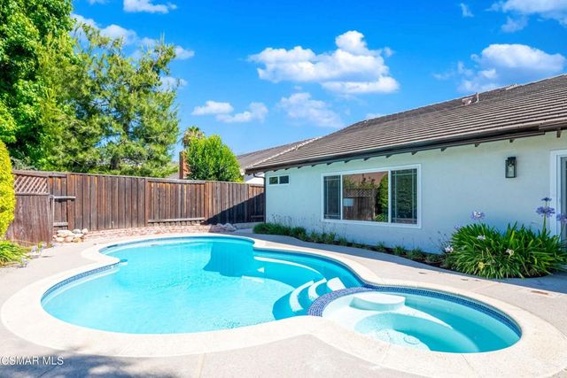 3079 E Sierra Drive, Thousand Oaks, CA 91362