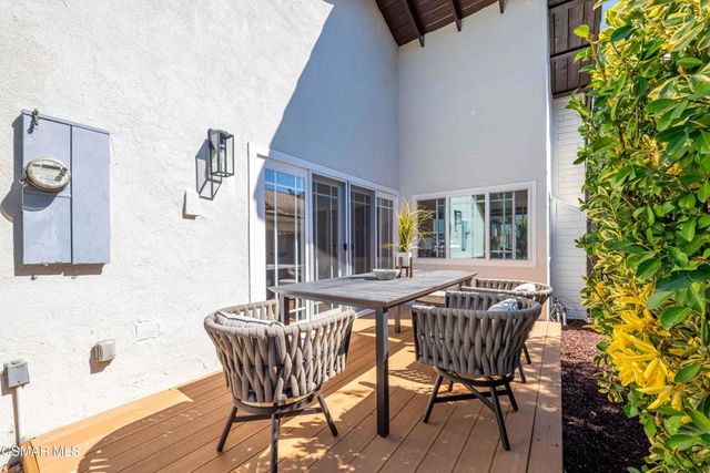 3079 E Sierra Drive, Thousand Oaks, CA 91362