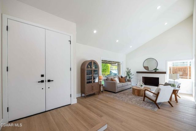3079 E Sierra Drive, Thousand Oaks, CA 91362
