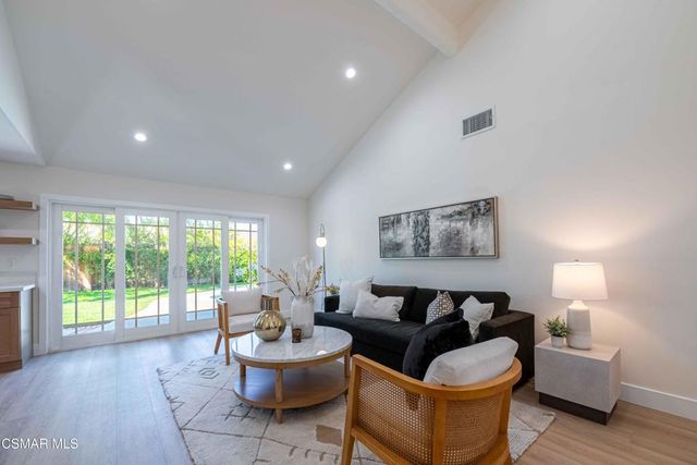 3079 E Sierra Drive, Thousand Oaks, CA 91362