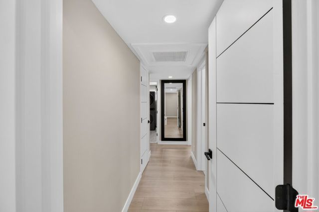 1126 N Central Avenue 101, Glendale, CA 91202