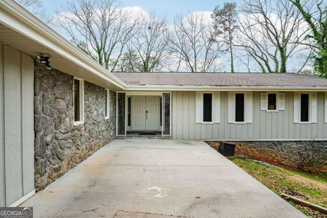 3346 Little Circle, Gainesville, GA 30506