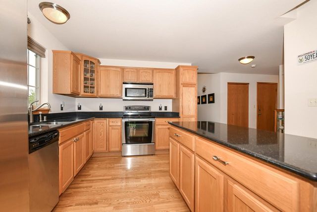 606 E Emily AVENUE, Elkhorn, WI 53121