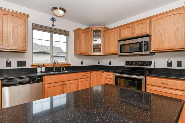 606 E Emily AVENUE, Elkhorn, WI 53121
