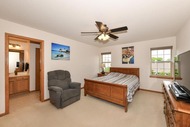 606 E Emily AVENUE, Elkhorn, WI 53121