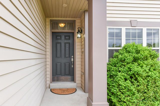 606 E Emily AVENUE, Elkhorn, WI 53121