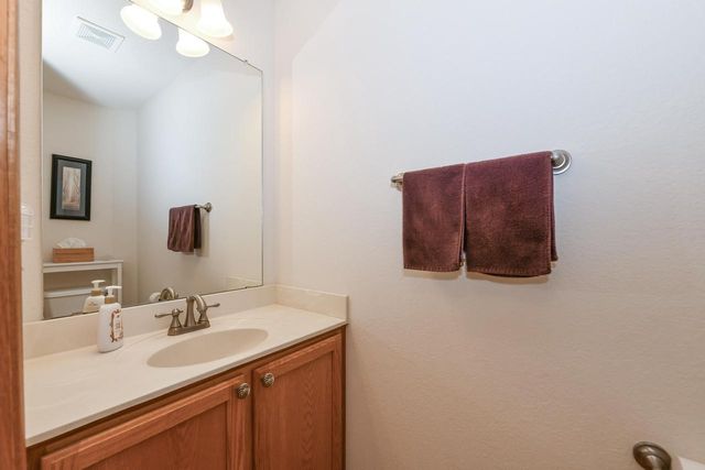 606 E Emily AVENUE, Elkhorn, WI 53121