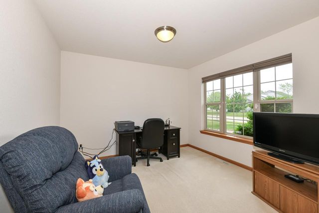 606 E Emily AVENUE, Elkhorn, WI 53121