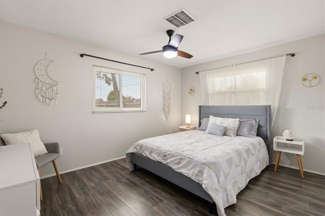 3310 SIESTA DRIVE, Venice, FL 34293