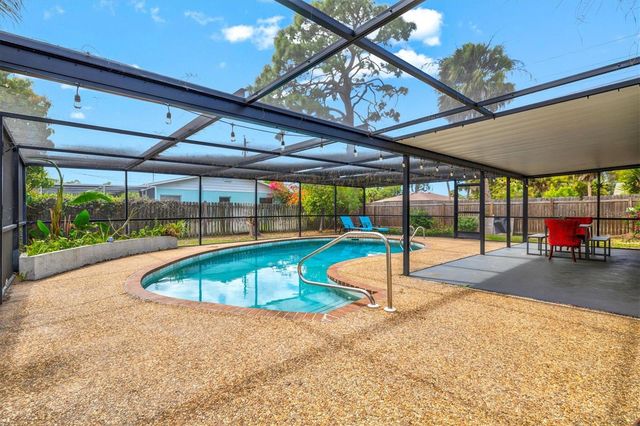 3310 SIESTA DRIVE, Venice, FL 34293